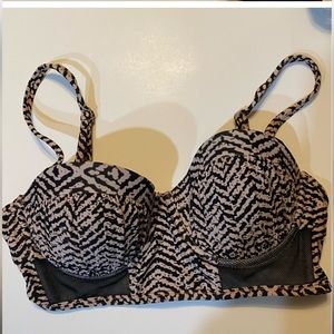 ♥️ Small Push-Up Molded Mesh Xhiliration Bikini Top Zig Zag Soft Pink Underwire